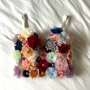 Stunning flower corset top 🩷🌸👛